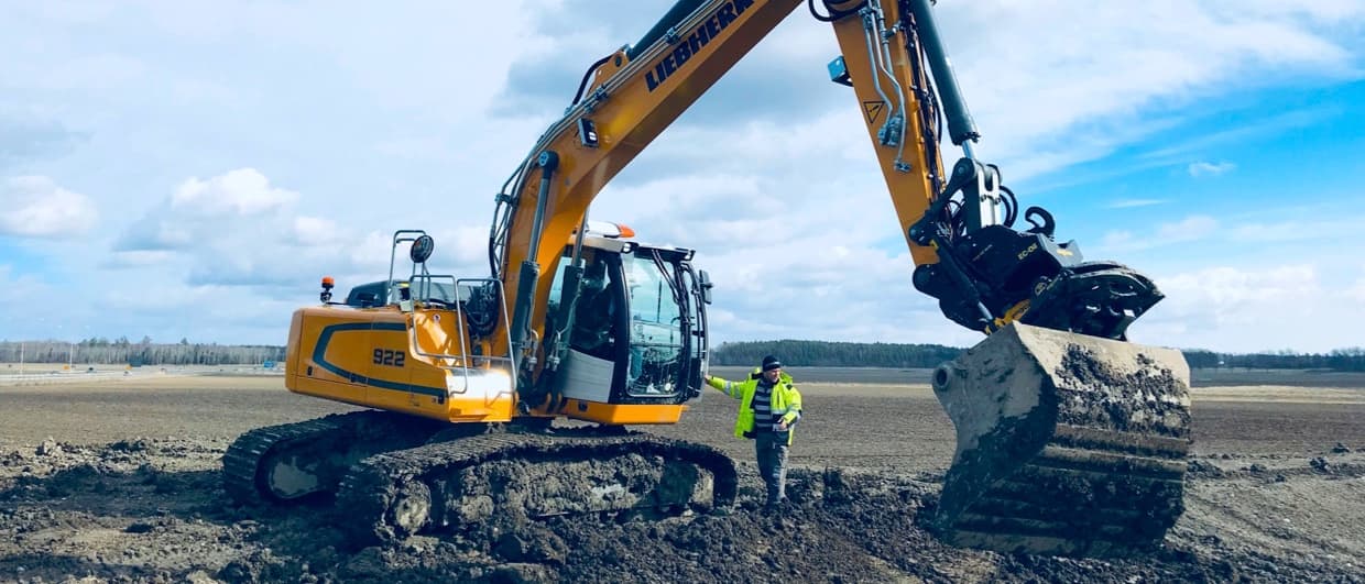 Uppblåst grävmaskinist